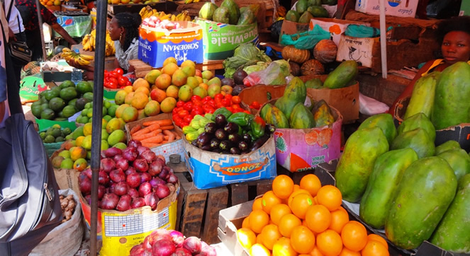 you need fresh pawpaws move get to ugandan markets you eat what you see @UgandaMarket