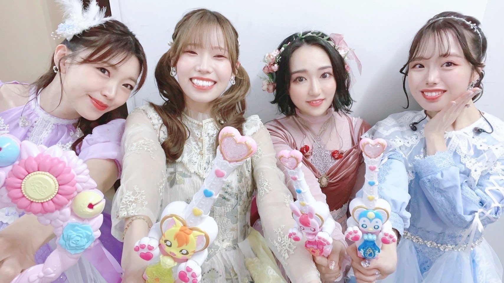 私服でお出かけ 三森すずこ WS 4枚 三森すずこ on X: 