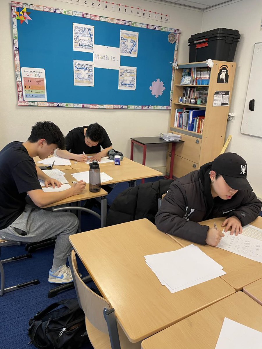 IntlSchAmst's tweet image. Virtual Senior ISMTF tournament: In the team category, ISA students placed 6th amongst over 40 teams. In the individual competition, ISA students placed 21st and 22nd amongst over 120 individual competitors.

#CommunityAtTheHeart #ISAstories #DevelopingCommunities