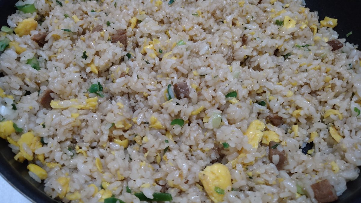 esplover's tweet image. 今日のアイス

#小栗旬
#1200g
＃ザ族
#フライパンから直で食べてる