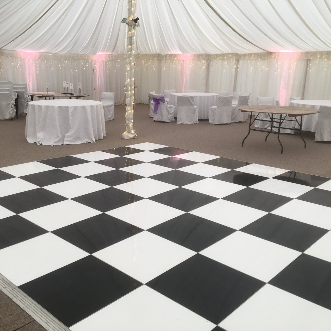 Illuminatefxuk's tweet image. One dance-floor, four ways...

In case you were looking for some inspiration!

#IlluminateFX #DancefloorHire #ShropshireEvents #EventSupplier #WeddingSupplier #DancefloorInspo