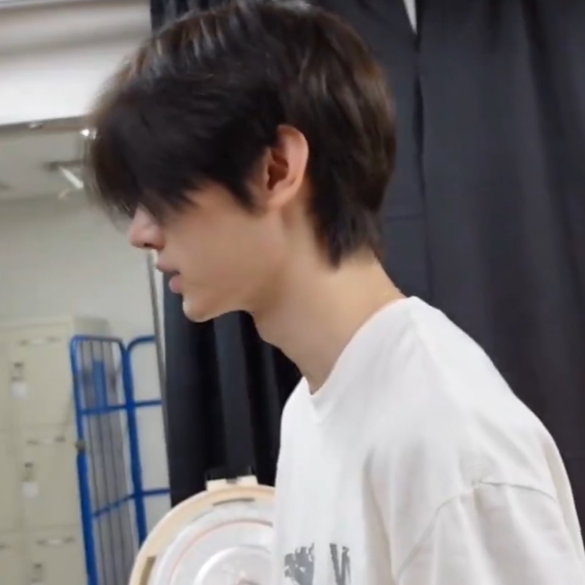 pshmew's tweet photo. hoonhoon’s fluffy hair 🫳🏻🤍 https://t.co/tWPbIvkBRD