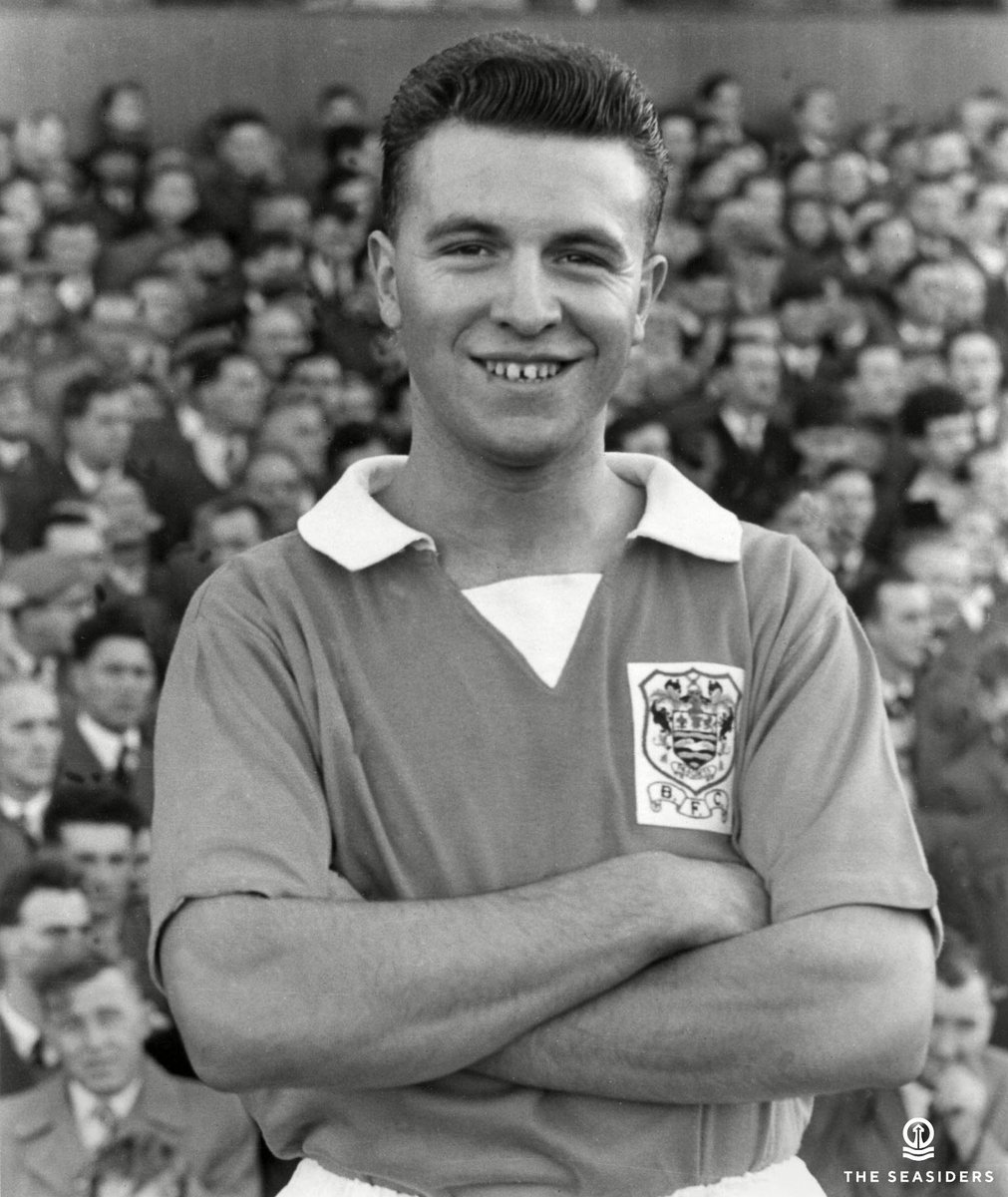 All at the club are remembering our great Jimmy today who passed away 6 years ago today 🍊🍊🍊