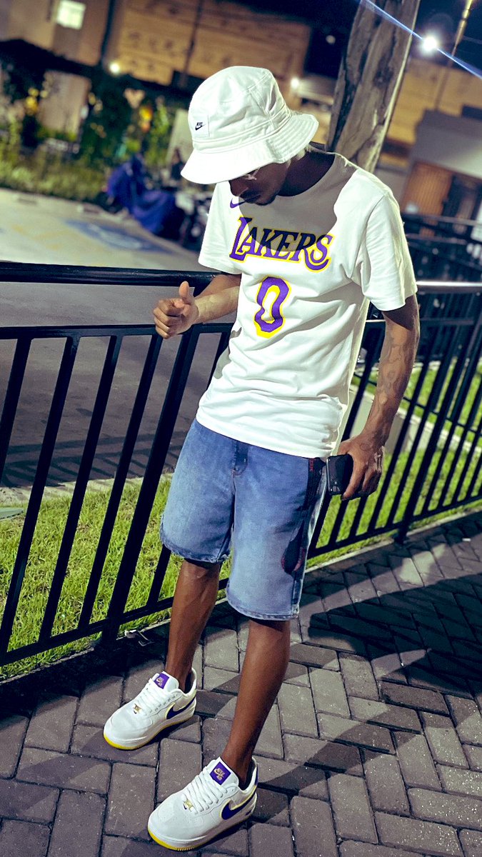 Trajado de Nike to pela cidade to puto e marola 🔥👑🇬🇧