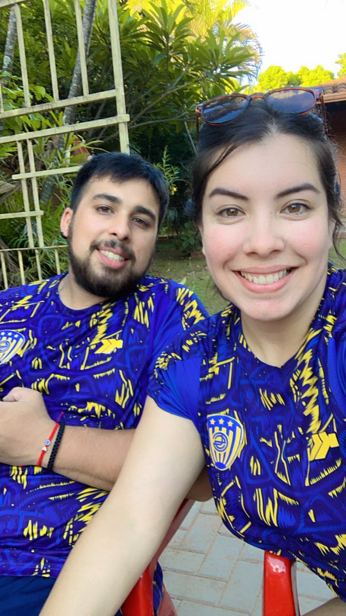 Emprender ✨ 
Muchas veces cuesta y cansa pero depende de quien te apoya y acompaña en el proceso 🤞🏻

Que lindo que seas vos y ver que nuestro esfuerzo día a día va creciendo 🫶🏻 

Gracias por tanto mi Amor <a href="/Lucasfapastor/">Lucas Pastor</a> 
Te amo♥️

@lunadrinkspy en Insta🙌🏻