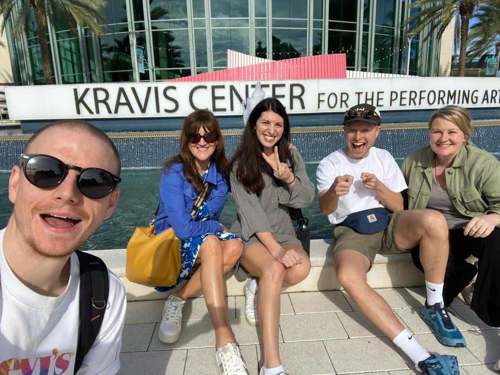 Tutti Frutti Productions tweet media