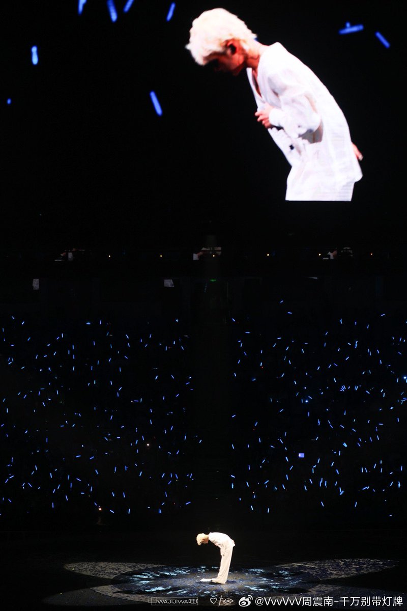 [14.01.2024] Zhouzhennan Weibo Update

ขอขอบคุณผู้สนับสนุนหลัก CMC Live Chinese Culture;
สนับสนุนโดย: Guangzhou Huaxing Performing Arts；
ผลิตโดย: WAJIJIWA, ตันนีเจี่ย, ทีมผู้จัดการ, ทีมดนตรี;
ผู้กำกับ: หลี่อวี่เหมิง;

#ZhouZhennan
#โจวเจิ้นหนาน
#周震南
#zzndiary
©️VvvVvV周震南