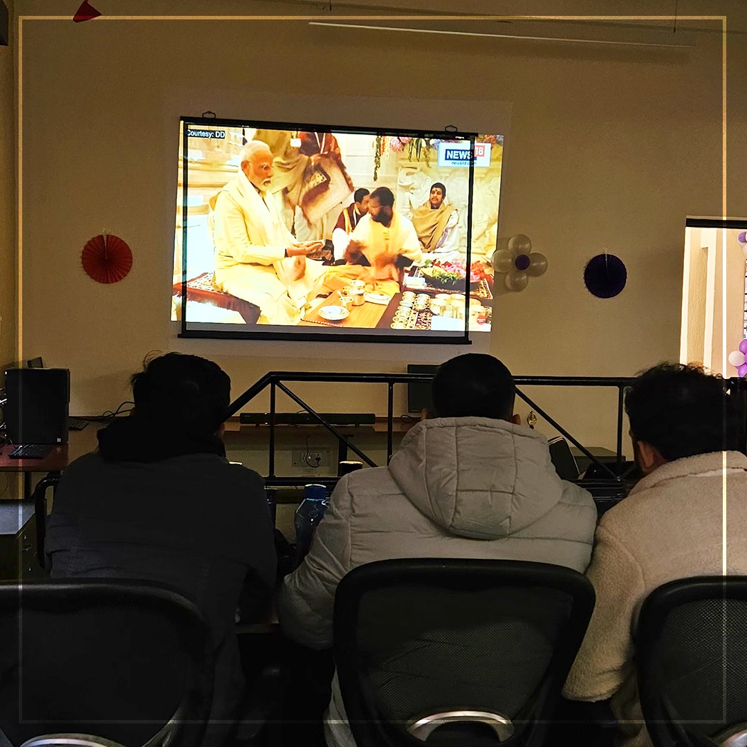 CodeStore tweet media