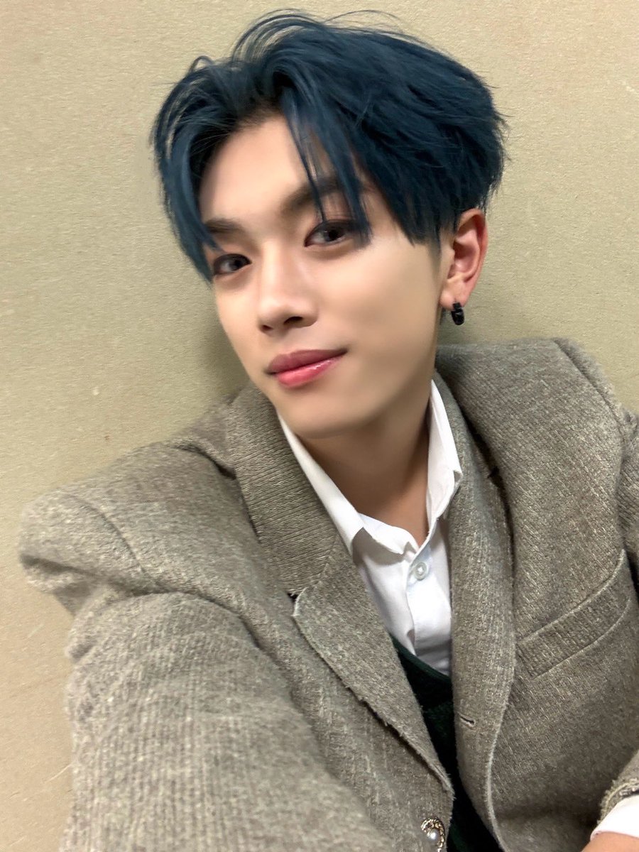 official_DXTEEN's tweet photo. [📸]

#平本健
KEN HIRAMOTO (19歳)

CDTVライブ！ライブ！2時間SPありがとうございました！！
Snowin‘フルサイズテレビ初披露いかがでしたか？
冬を感じて頂けていたら嬉しいです！！

☃️𝟑𝐑𝐃 𝐒𝐈𝐍𝐆𝐋𝐄 < 𝐒𝐧𝐨𝐰𝐢𝐧’ >☃️
2024.01.31(WED) RELEASE!!
MV🎥https://t.co/HreMpeasdy
音源🎧https://t.co/Tg6ARX6Trk

@TBSCDTV #CDTVライブライブ
#DXTEEN #DXTN