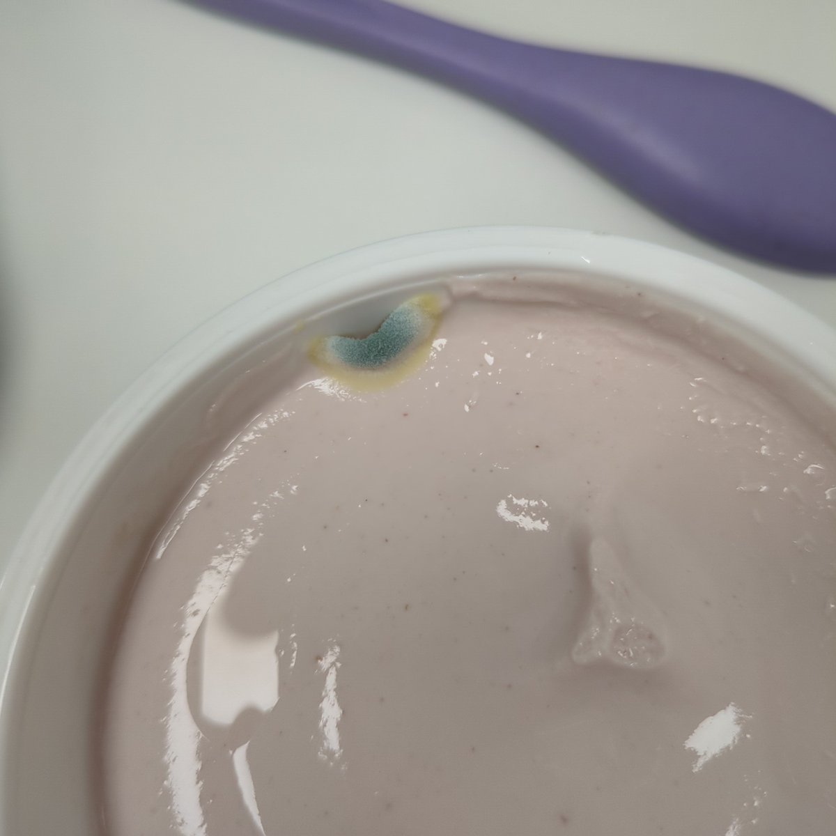 ZoeLouMarts's tweet photo. Not what I was expecting when opening my yogurt!! @AldiUK another week left on the date! #goinghungrytoday! https://t.co/CeaRgnevbj