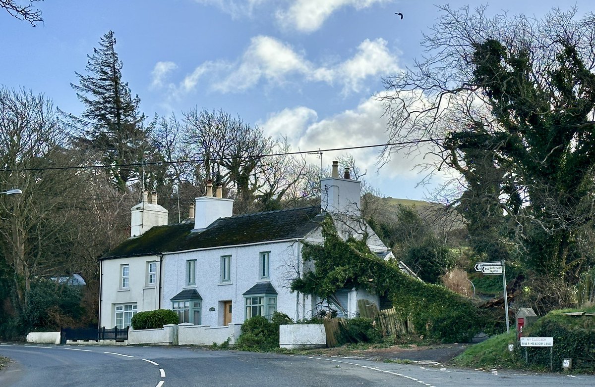 manxscenes's tweet image. Sulby next to Ginger Hall that must have given the occupiers a fright #isleofman #Stormisha #sulby