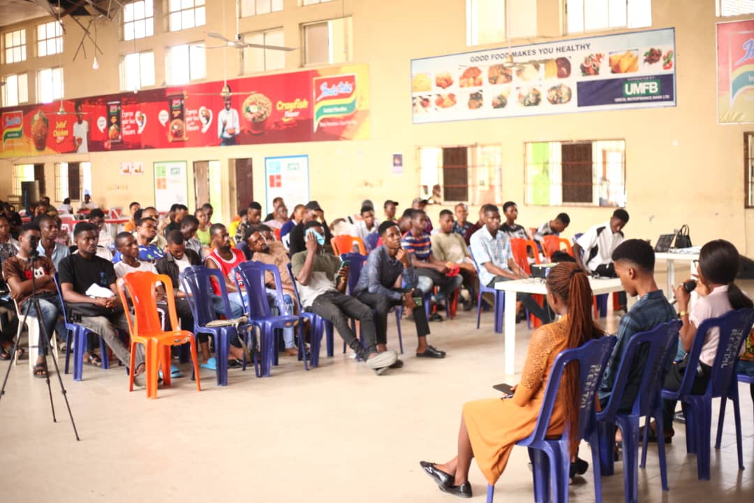 Blockchain UNICAL tweet media