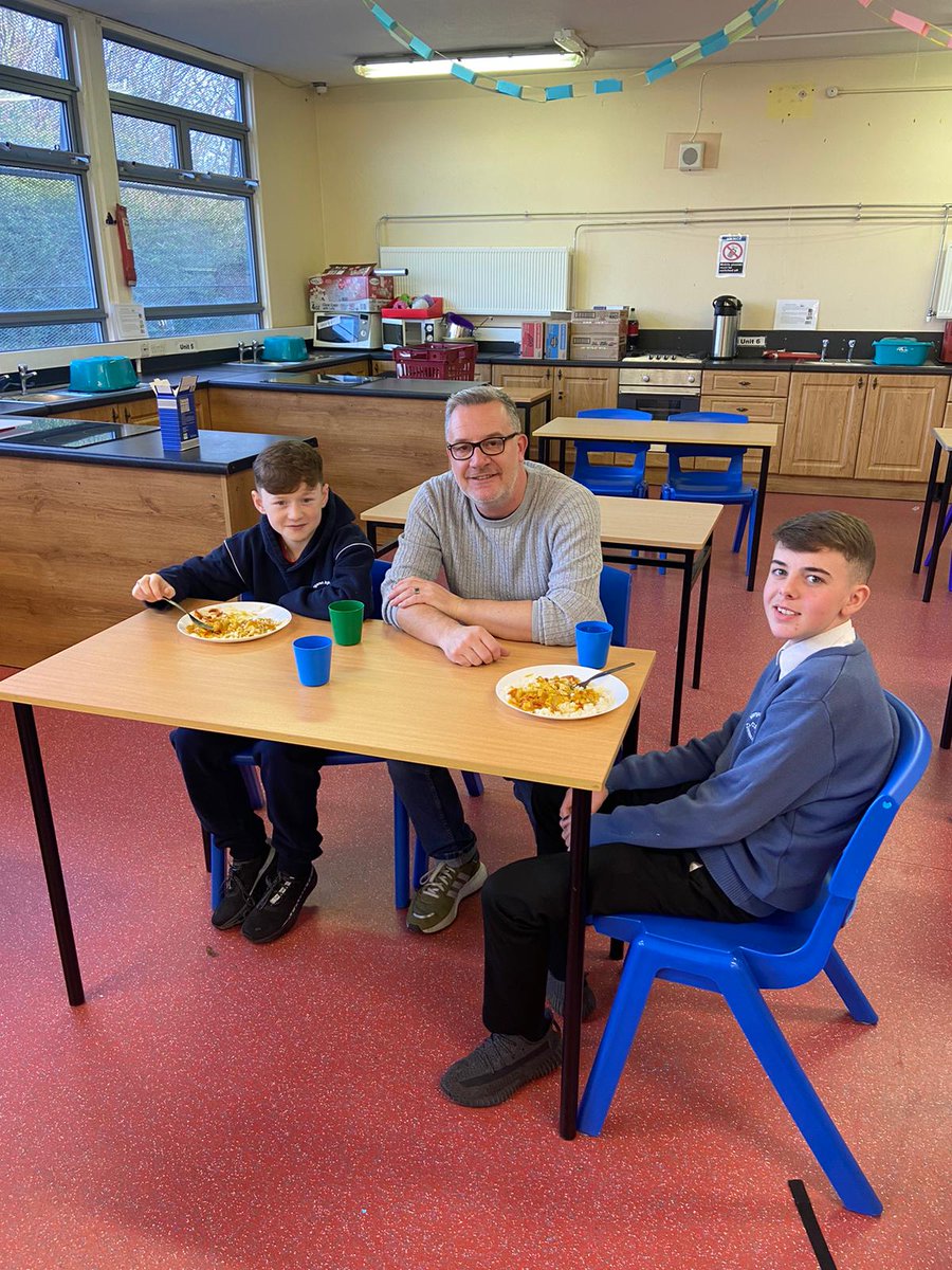 Leeroy and Kyle who have been doing cookery and life skills with Darragh from <a href="/ballymunanseosc/">Ballymun Anseo School Completion Programme</a>. Chicken curry cooked from scratch and thoroughly enjoyed by both boys 🍽️🍛 #lifeskills #cookery #teamwork