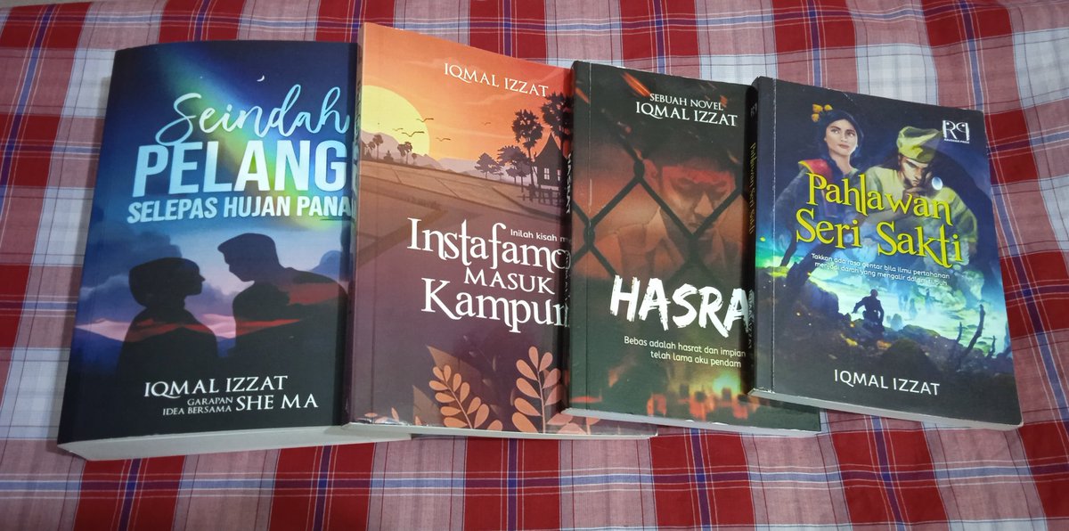 Karya-karya yang saya telah berjaya terbitkan pada tahun 2022. Pada tahun lepas yakni 2023, saya ambil keputusan untuk hiatus seketika. Insya-Allah, tahun 2024 ini karya kelima akan diterbitkan tidak lama lagi.