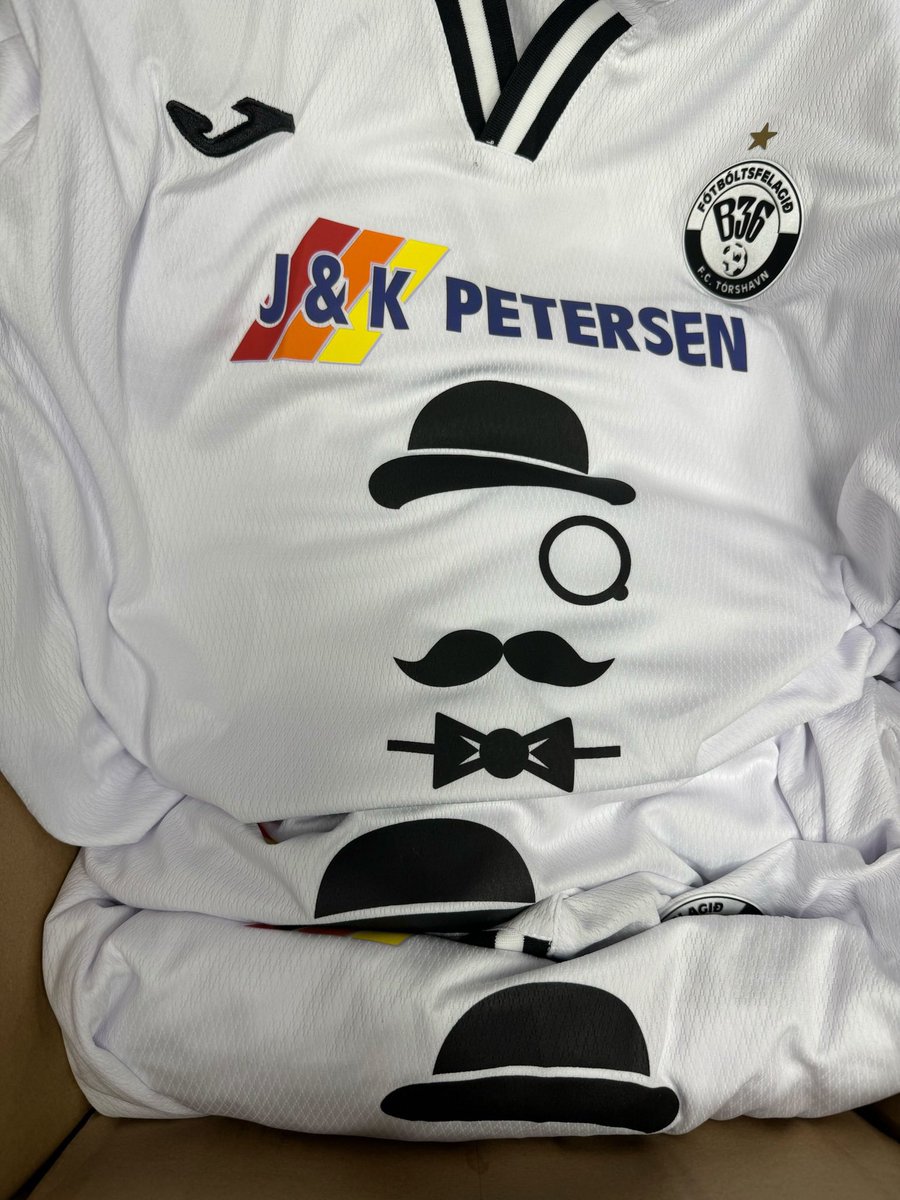 ๐ฉ Andyโs Football Tips (@andyrobsontips) on Twitter photo Just counted them out and Iโve got 38 <a href="/B36/">B36 F.C. Torshavn</a> shirts left to give away.
Mainly XXL and XXXL, but also a couple of other sizes, reply with your size.
Will pick some winners later today. Just counted them out and Iโve got 38 <a href="/B36/">B36 F.C. Torshavn</a> shirts left to give away.
Mainly XXL and XXXL, but also a couple of other sizes, reply with your size.
Will pick some winners later today.