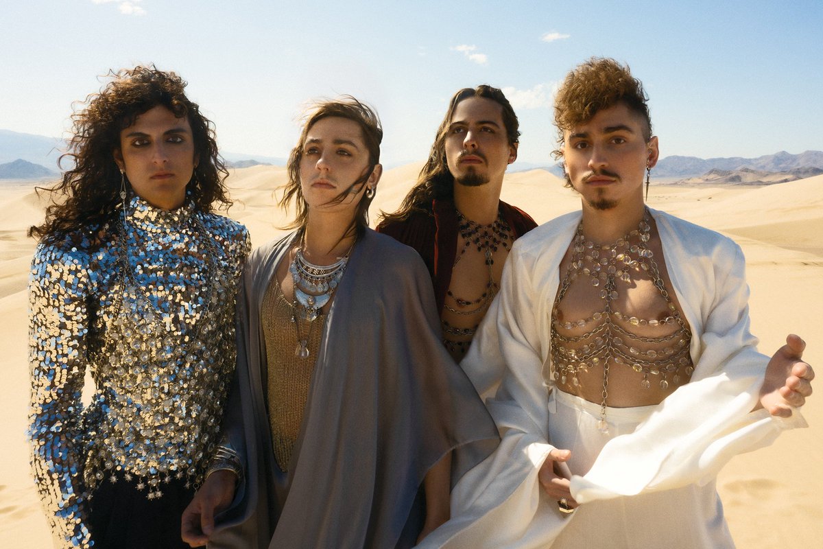 SonStreamLtd's tweet photo. Have your heard the latest album from Greta Van Fleet "Starcatcher" ? 🌟
@GretaVanFleet #gretavanfleet #joshkiszka #samkiszka #danielwagner #jakekiszka #starcatcher #gretavanfleet2024 https://t.co/HiEEH2S5BY