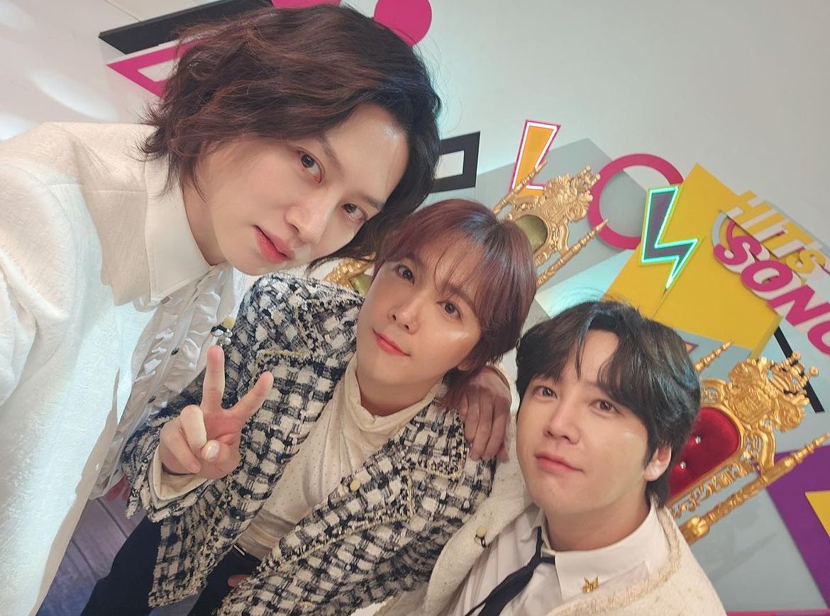 Kiimji's tweet photo. แล้วพี่กึนซอกหน้าไม่เปลี่ยนเลย โกงอายุมาก😭 https://t.co/qIkZNR0IzX