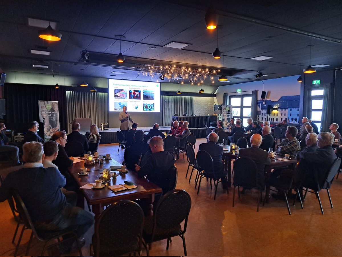 harmgerms's tweet image. Eerste rayonvergadering in Nederland @Royal_Avebe is begonnen in #Westerbork.  Met onze leden in gesprek over hun coöperatie en de teelt van #zetmeelaardappelen.