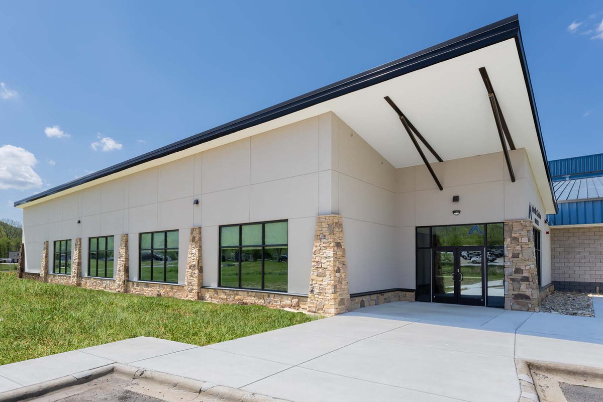 Amazing story from one of the <a href="/NHSSCA/">NHSSCA</a> members how he started a S&amp;C program from the ground up!! 

High School Strength Coach Nick Ficker - HOW TO START 🏆 Asheville Christian Academy

 youtu.be/AJMbFJ9PxGo?si… 

Another amazing trip thanks to <a href="/plaeglobal/">PLAE</a>!!!