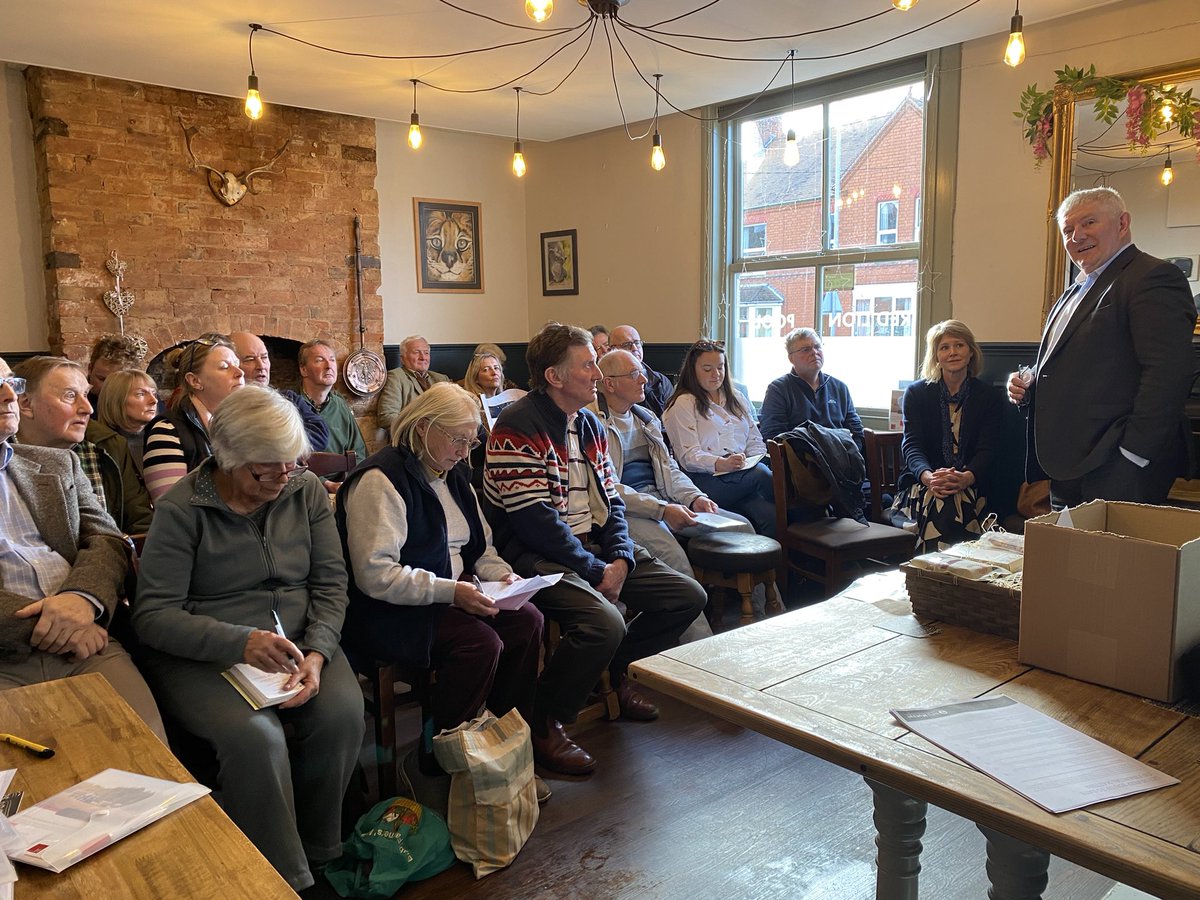 NFULNR's tweet photo. Such a good turnout for @NFUMarketB Succession/tax/wills meeting today we’ve had to split into 2 groups!

LNR panel firm @josiahhincks talking all things legal.

Look out for these meetings across LNR this year!

Have You got a will?
Power of attorney?
Succession plan? https://t.co/v2Qy3jXGHy