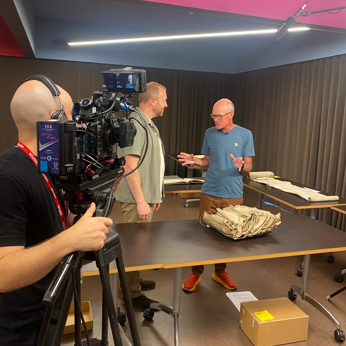 While exploring the Peasants’ Revolt for our new 3-part documentary, the History Hit team visited @UkNatArchives, working closely with investigative historians from the groundbreaking 1381 Project @peopleof1381 @HenleyBSchool.