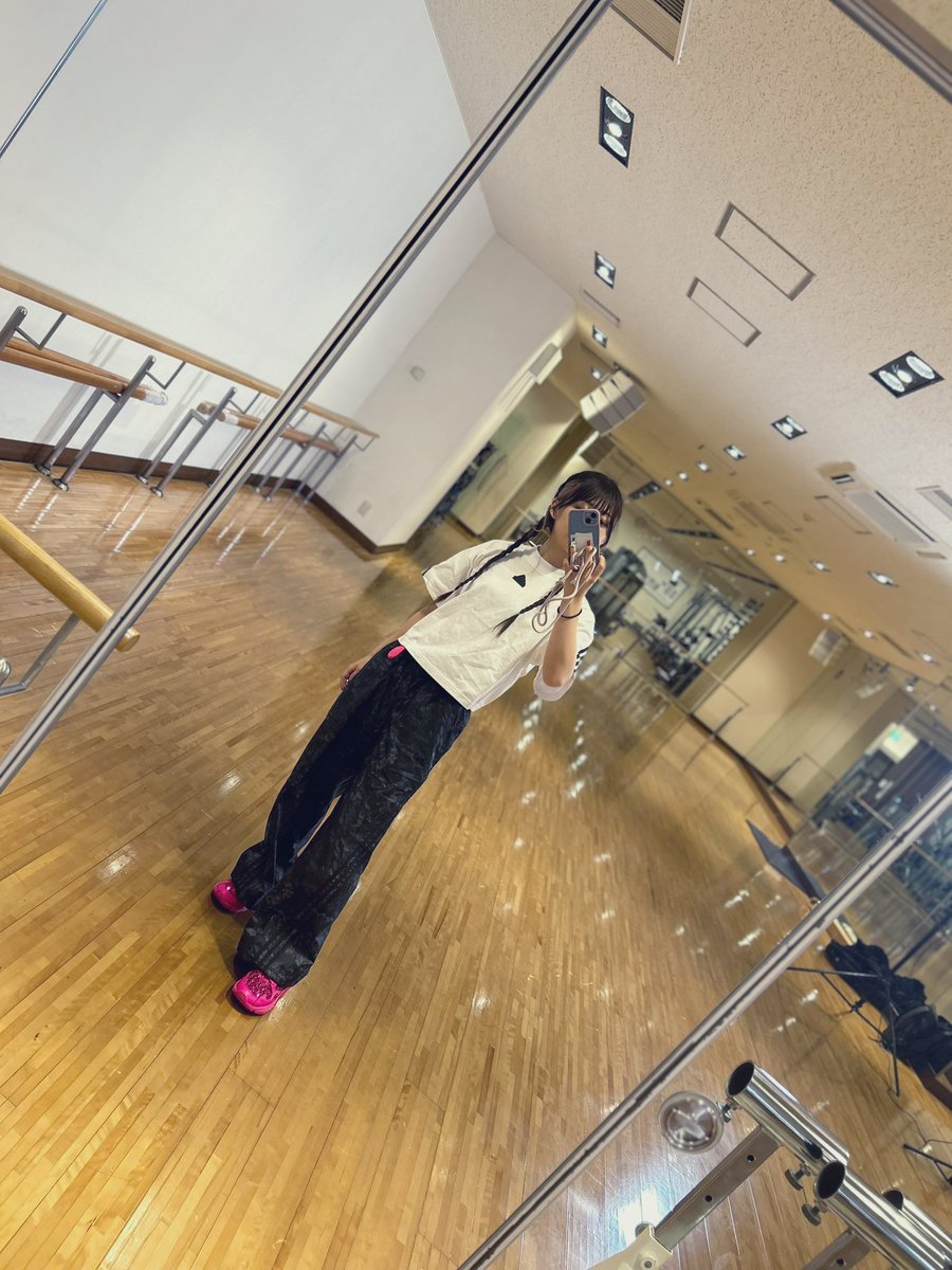 arichu_works's tweet photo. おにゅ🆕🫰

#adidas #lesmills #shbam https://t.co/j8a8r4Xnam