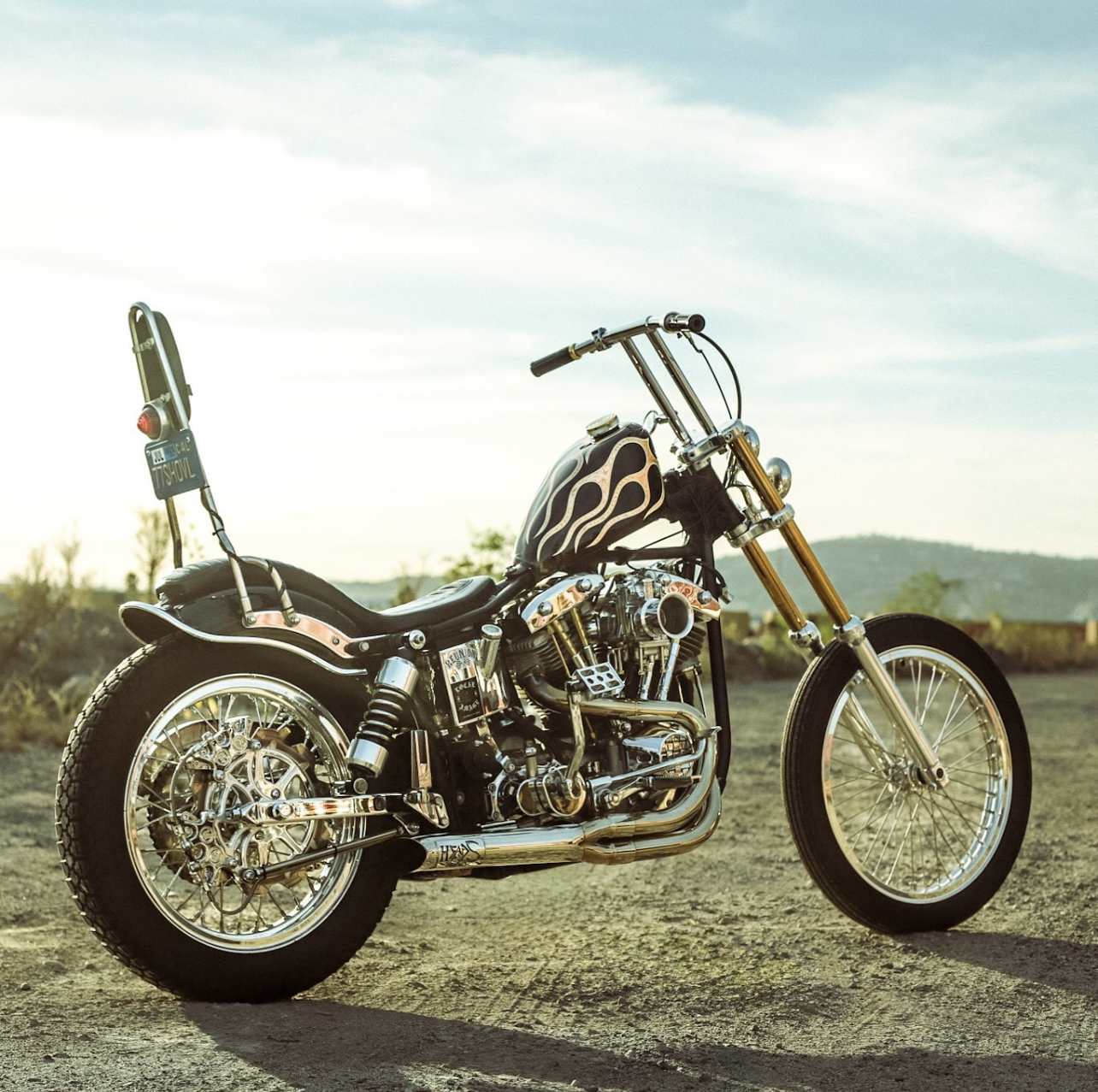 little chop design knuckle スカルプチャー Character introduction-LOWBROW artist KNUCKLE (LITTLE CHOP
