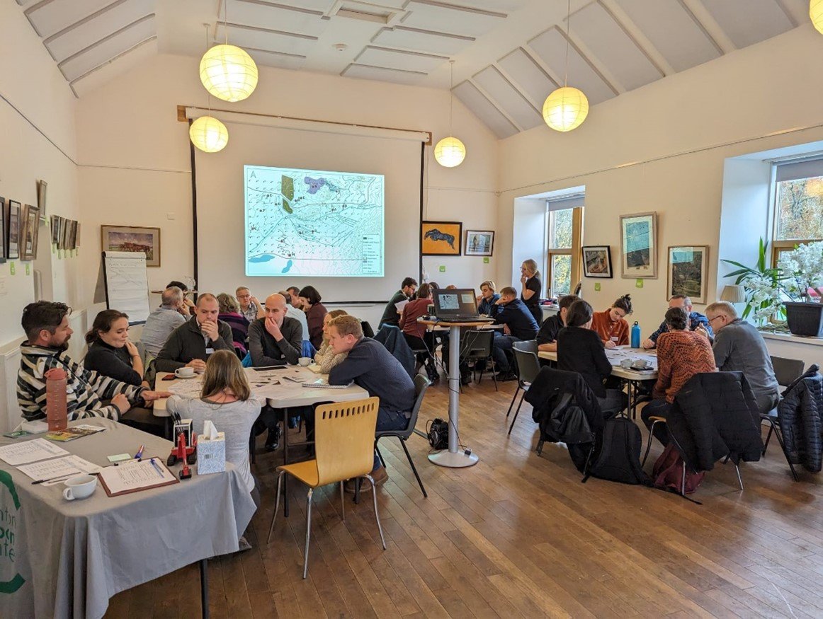 Our colleagues at @CarbonCentre will be hosting a two-day Peatland Restoration Theory and Principles training event in on 28-29 Feb for those involved with the #PeatlandACTION programme. Contact peatlandactiontraining@carboncentre.org to book a space. 📸Crichton Carbon Centre