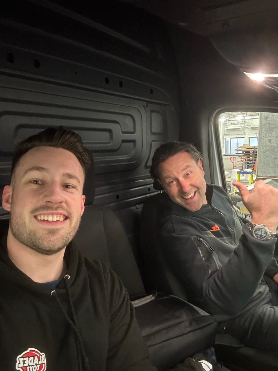 bladeztoyz's tweet photo. On our way to set up for London Toy Fair, let’s do this! 💪🏼👊🏼

#ToyFair #LondonToyFair #LondonToyFair2023 #LTF #Toys #Toy #ToyFair #HotWheels #Minecraft #Barbie #Batman #HarryPotter #MonsterHigh #RoadTrip @toyfairuk https://t.co/2k24Y4khP9