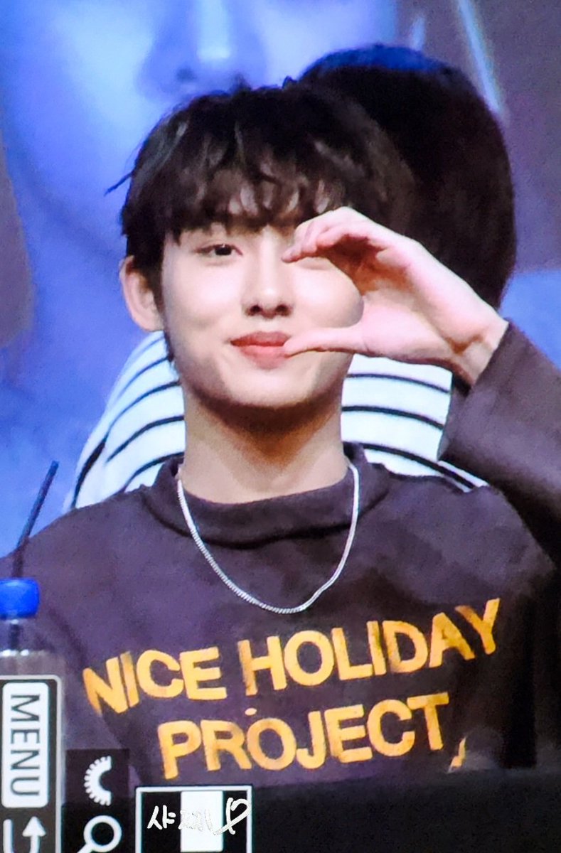 230122 자카르타 팬사인회

❤️‍🔥❤️‍🔥❤️‍🔥
#윈윈 #WINWIN #董思成 
#DongSiCheng #ウィンウィン