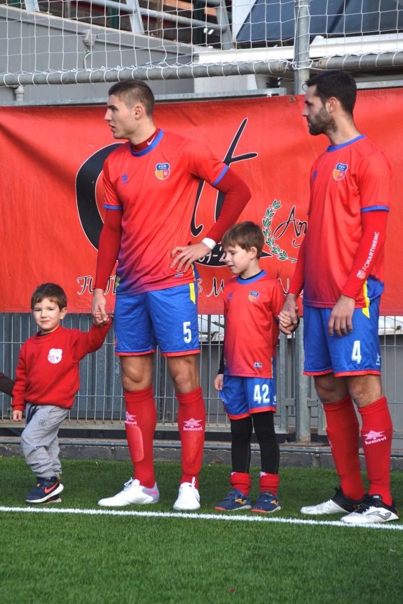 🙋🏻‍♂️ Present 👶🏻 Futur ❤️ #FCMartinenc #SomMartinenc