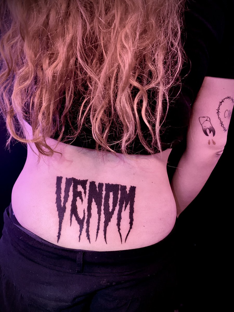 madmax_tattooo's tweet photo. Des ptits tattoos récents https://t.co/IVCEfH3kIn