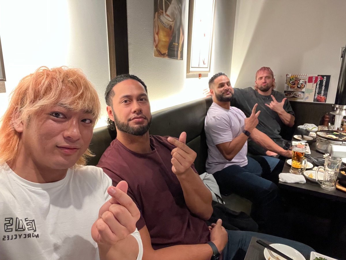 リラックスタイム

@1TamaTonga 
@elpwrestling 
@Hiku_Leo