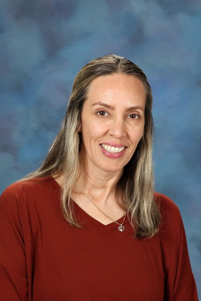 Highland is thrilled to announce that our 2024 Teacher of the Year is first-grade teacher Mrs. Linda Gruener. Our Classified Employee of the Year is Mrs. Estela Davar Castellon, who is an assistant in our K-2 Adapted Curriculum classroom. Congratulations to you both!