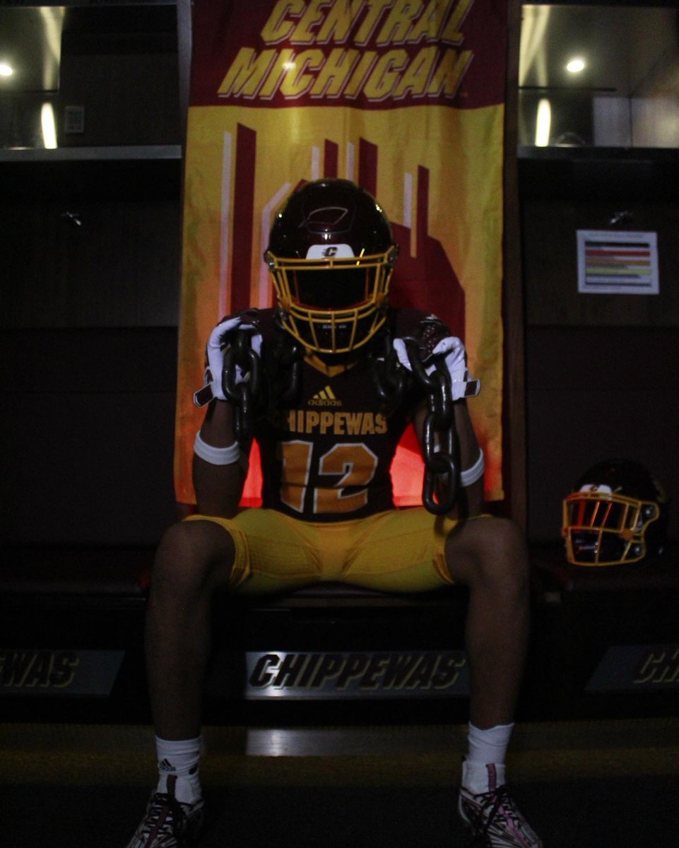 Anderson “Ando” Mitchell tweet media