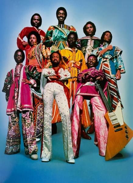 Markfizzwig's tweet photo. Join me on the Monday Music Mix as I sit in for @StephenFoz  on @HosRadioIpswich this evening on HRI. 4x triple plays: Earth Wind &amp; Fire, Cher, Elton &amp; Dusty Springfield. Plus album of night Loving Awareness. 8-10pm https://t.co/h2IUMtS8IH