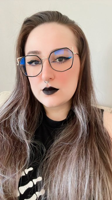 reply with your favorite pickup line  I&rsquo;ll let you know if it would work on me https://t.co/VMCGBXQ6