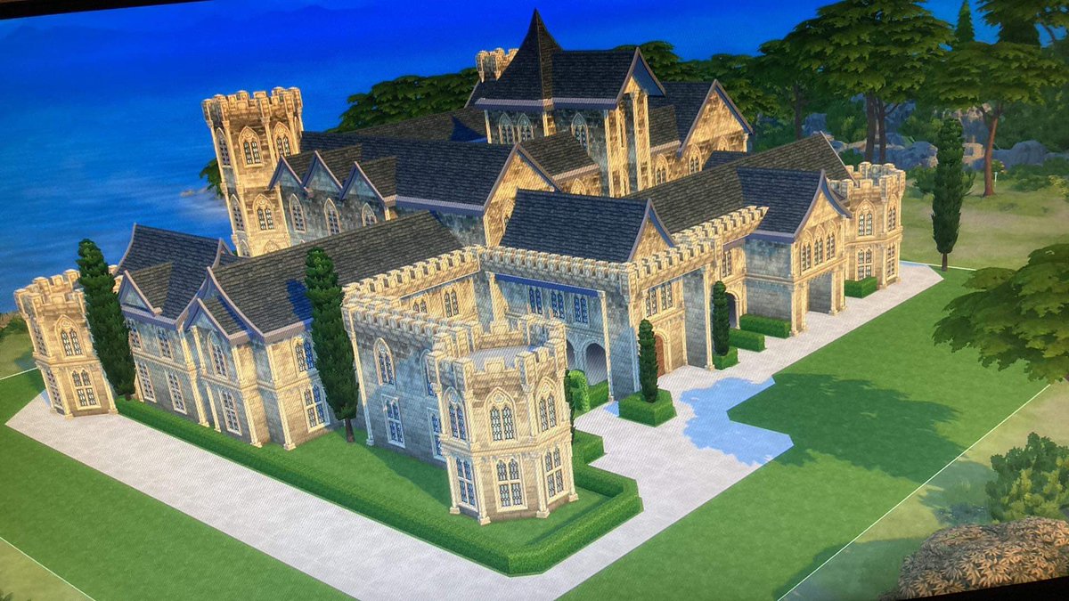 Laurabbyxsims's tweet image. Sneak peak at my next massive cathedral/castle 👀💚 ID: Laurabbyx

@TheSims #showmeyourbuilds #thesims #thesims4 #TheSims4CastleEstate #build #sims4build #sims4castle