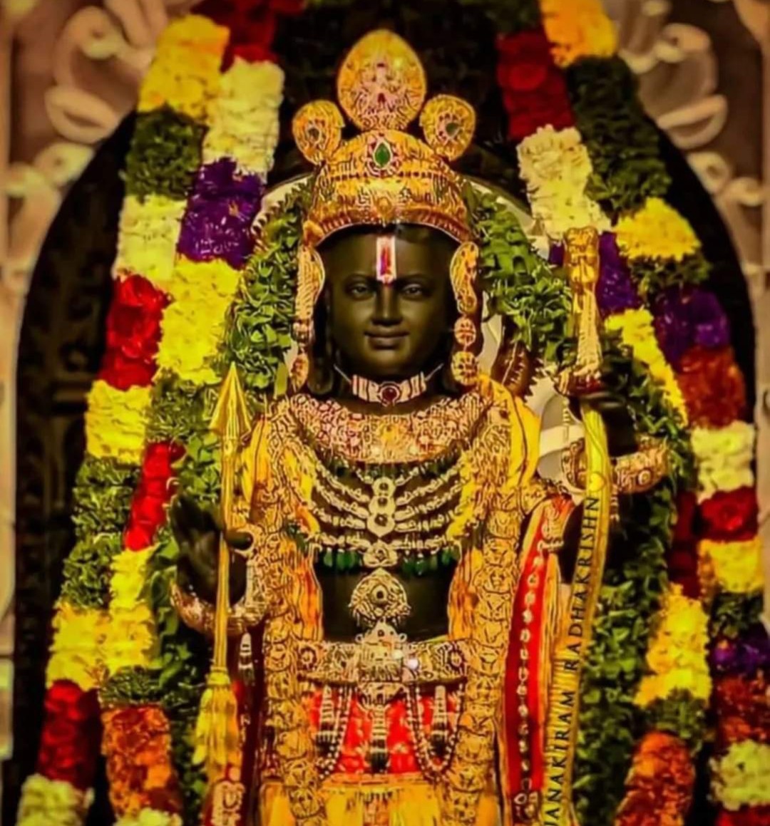 BaishChandan's tweet photo. Truly an epic day for us.
Jai Shree Ram🚩🌸

#RamLallaVirajman 🙏🙏
#AyodhyaRamMandir ❣️ https://t.co/2FU7xJoZ0k
