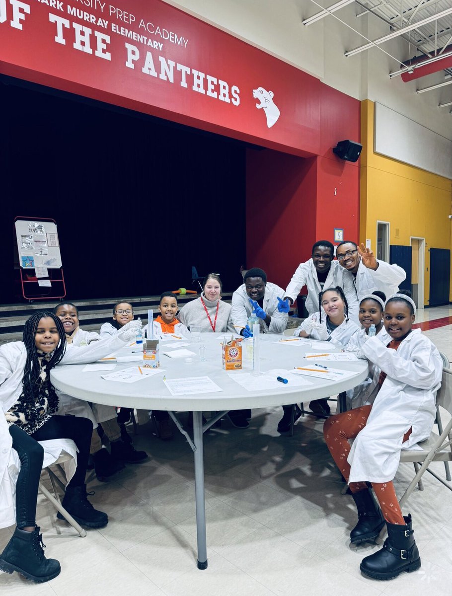 waynestatechem's tweet image. On Saturday, the @WSU_NOBCCHE kicked off their Annual #NOBCChE K12 Program with the students at #UPREP Academy. #wsunobcche #wsuchemistry #STEM #chemistryindetroit 

Thanks to Augustine Madueke for sharing photos from the #outreach event.