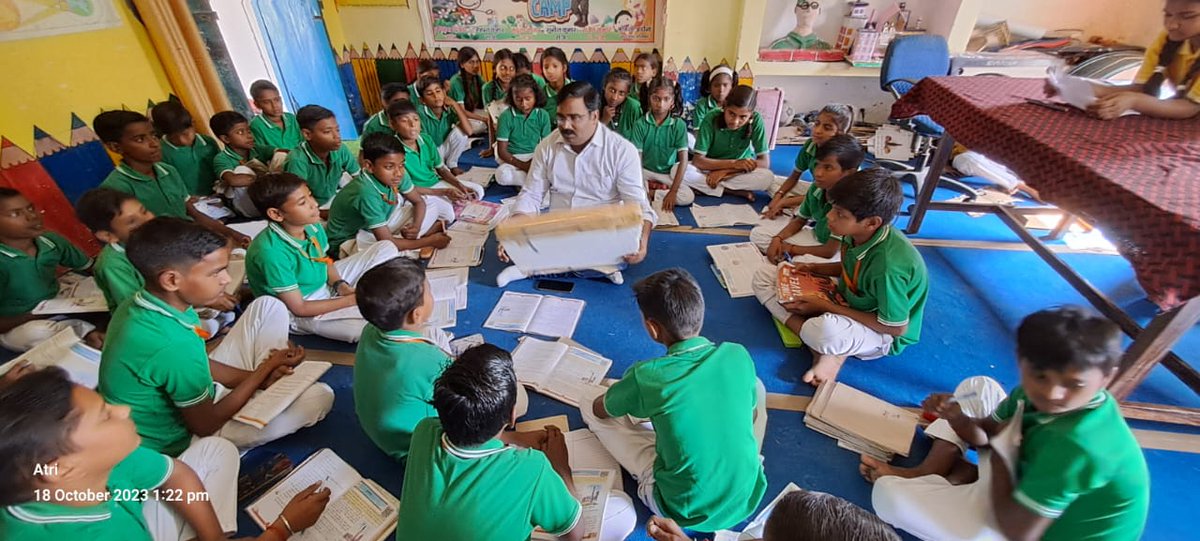 Hemantkyadv's tweet photo. बदलता बेसिक शिक्षा विभाग,उच्च प्राथमिक विद्यालय दहिला @basicshiksha_up @BsaBarabanki @thisissanjubjp @sunilsingh_0077 @DineshRawat78 @SarvendraEdu https://t.co/f2La7OP1tv