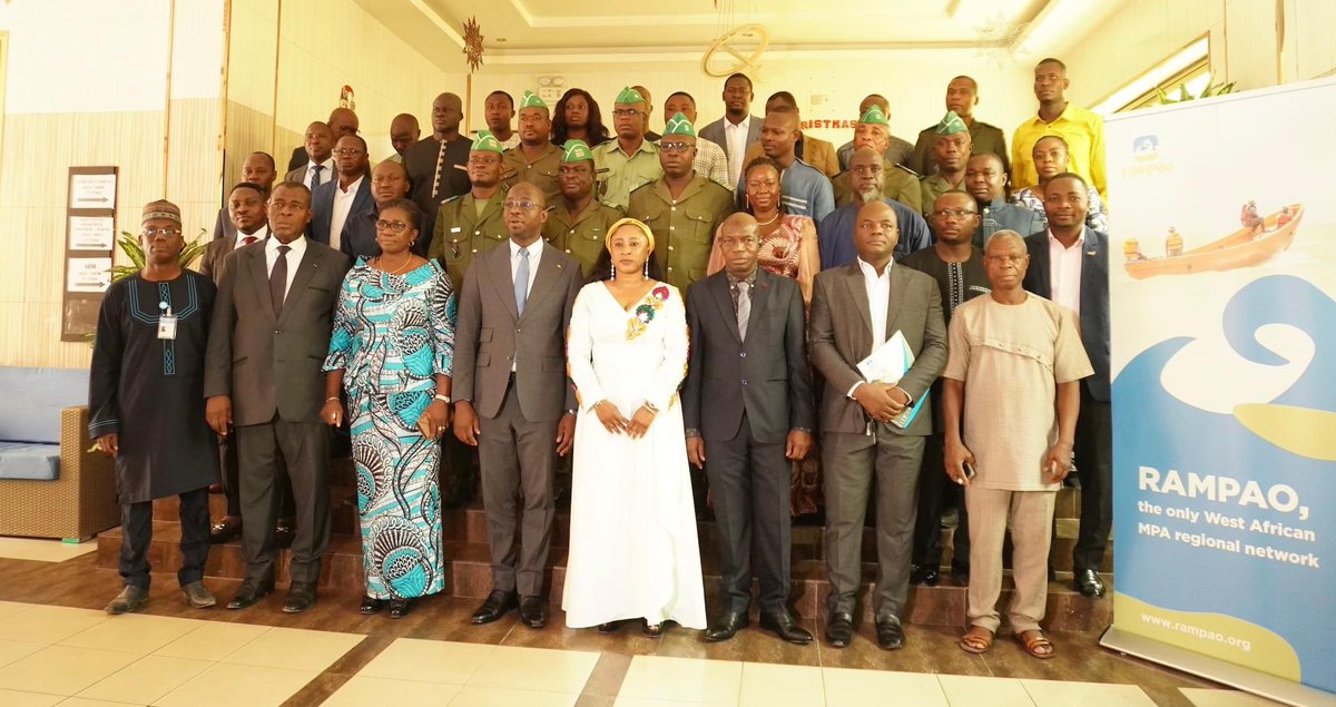 rampao_network's tweet photo. 🟢 Unique réseau d’Aires Marine Protégées (#AMP) en Afrique de l’Ouest, le Réseau régional d'Aires Marines Protégées en Afrique de l'Ouest ( #RAMPAO )entame ce jour les échanges avec l'ensemble des acteurs impliqués, pour la création d’AMP au Togo. C’est à travers une réunion de concertation qui se tient les 22 et 23 janvier 2024 à Lomé. 

Cet atelier d’envergure va aider à : 

📌-capitaliser les initiatives éparses menées visant la création d’aires marines protégées au Togo ;
📌- identifier les activités à mener pour la création d’aires marines protégées au Togo ;
📌- adopter les bases d’une synergie d’actions dans le domaine ;
📌- adopter une feuille de route pour la création d’aires marines protégées au Togo

La cérémonie d’ouverture de la rencontre a été présidée par le représentant du Ministre togolais de l’environnement, Monsieur Comlan AWOUGNON, en présence de Mme la Secrétaire Exécutive du RAMPAO, Marie Suzanne TRAORÉ, le président du RAMPAO, Colonel Mamadou Sidibé et la Directrice de la Direction des Ressources Forestières du Togo, Mme Lydia ATUTONU.
-----
@UNEP_Francais @IUCN @prcmarine @blue_centre @AFD_France @FMB_CaboVerde @amisdelascience @marystraore @PNBancarguin @wacaprogram