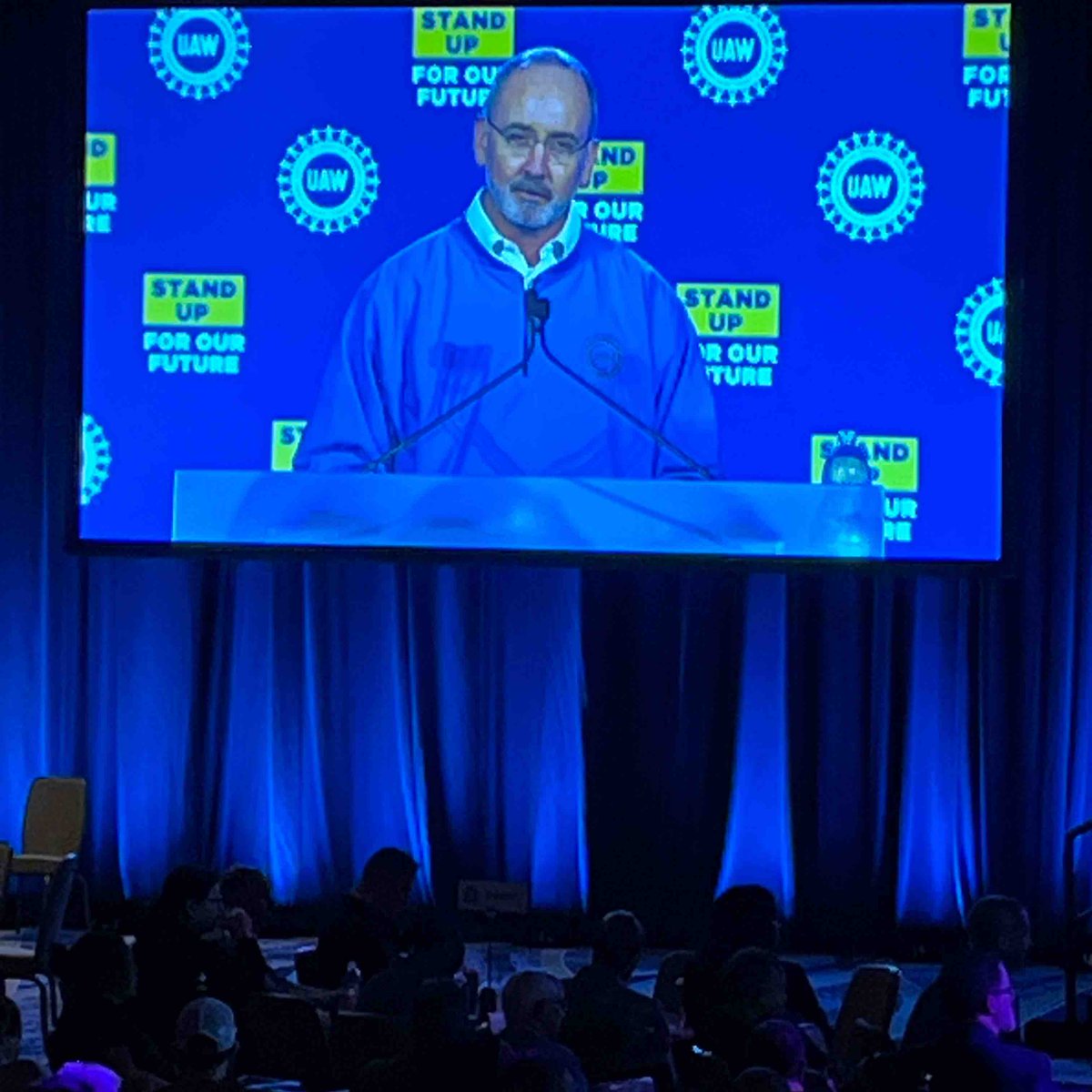 UAW's tweet photo. We want a general strike. We want everyone walking out!”
— #UAW President Shawn Fain
#StandUpUAW https://t.co/YAnKHbFMqV