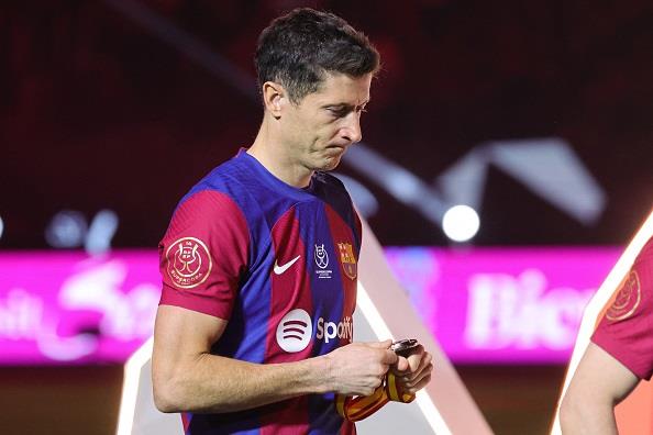 Barcelona are now six points adrift of Girona and a target is said to be on Xavi’s back amid a notable drop in form. But, how much of that is down to the fact that Robert Lewandowski has only scored three league goals since September 2023? More ➡️ brnw.ch/21wGi6z