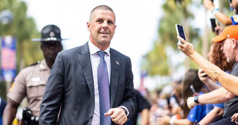 The No. 1-ranked prospect at a certain position is expected to visit #UF on Saturday. DETAILS: on3.com/teams/florida-… (On3+) #Gators Try @GatorsOnline for $1: on3.com/teams/florida-…