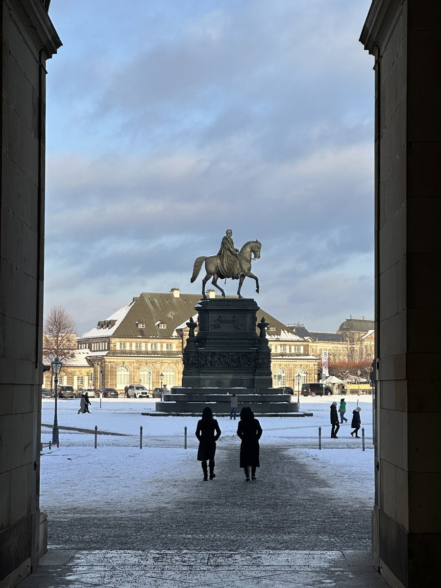 yannothere's tweet image. Fascinating book, city, friendship and mentor…