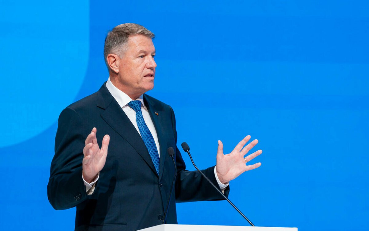 cetin13rasit's tweet photo. "Klaus Iohannis nu a avut concediu de odihnă, în sensul definit de legislația muncii". Deci mai există un fel de concediu de odihnă și eu nu știu de el?! Scheiße! #dacăașfipentruozipreședinte https://t.co/uEME6obuo5