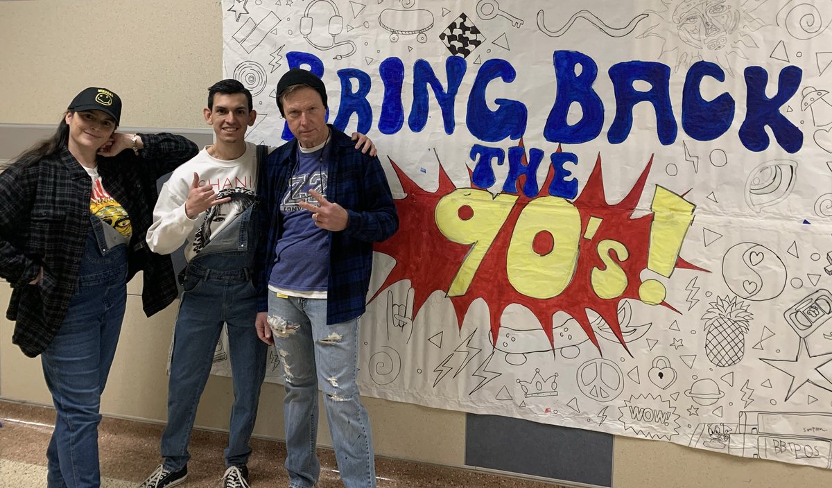 The Lone Star Counselors took it back to one of the best decades, the 90’s!!             📺🕹️💾📼📹#lonestarlegacy #90sDayAtSAISD <a href="/Garza_LoneStar/">Amber Garza</a> <a href="/Amy_Lemaster/">Amy Lemaster, Ed.D.</a>