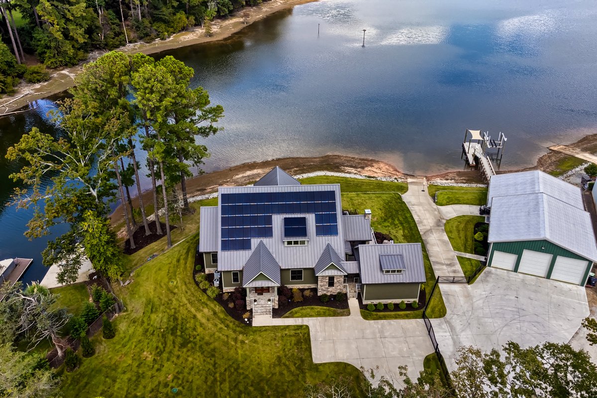 RobinHSpohn's tweet image. robinspohn.southernshoresrem.com/blog/425/Lake+…