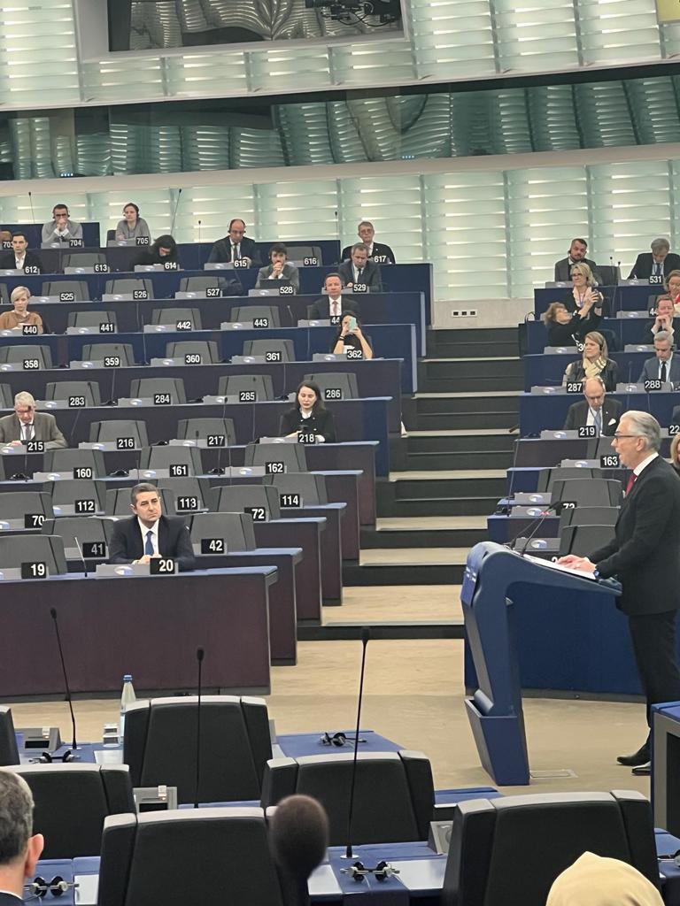 georgemilon's tweet photo. Είχα την τιμή να βρίσκομαι σήμερα στο Στρασβούργο ως Γενικός Γραμματέας της Βουλής των Ελλήνων και να παρευρεθώ στην εκλογή του Βουλευτή @RoussopoulosTh στη θέση του Προέδρου της Κοινοβουλευτικής Συνέλευσης του Συμβουλίου της Ευρώπης. 

Είναι η πρώτη φορά στα 75 χρόνια λειτουργίας αυτού του τόσο σημαντικού ευρωπαϊκού οργανισμού, που ένας 🇬🇷 βουλευτής εκλέγεται στο εν λόγω αξίωμα και μάλιστα ομόφωνα με διακομματική στήριξη από τα πέντε μεγάλα κόμματα της Κοινοβουλευτικής Συνέλευσης. 

Το @coe είναι από τους παλιότερους και επιφανέστερους οργανισμούς  της Ευρώπης, απαρτίζεται από 46 κράτη και  πρωτοστατεί στους τομείς των ανθρώπινων δικαιωμάτων, της Δημοκρατίας και του Κράτους Δικαίου. 

Παράλληλα αντιπροσωπεύει περισσότερους από 670 εκατομμύρια πολίτες. 

Η προεδρία της Κοινοβουλευτικής Συνέλευσης του Συμβουλίου της Ευρώπης έχει σημαντικό ρόλο διότι αυτή εκλέγει τον Γενικό Γραμματέα του Συμβουλίου της Ευρώπης, αυτή εκλέγει τον Επίτροπο Ανθρωπίνων Δικαιωμάτων, αυτή εκλέγει τους δικαστές του Δικαστηρίου Ανθρωπίνων Δικαιωμάτων, το περίφημο Δικαστήριο Ανθρωπίνων Δικαιωμάτων, ενώ η Κοινοβουλευτική Συνέλευση αποστέλλει παρατηρητές σε χώρες για να παρακολουθεί τη διεξαγωγή εκλογών και κατά πόσον αυτές γίνονται με βάση τους κανόνες του κράτους δικαίου και της αντιπροσωπευτικότητας της ψήφου. 

Η προεδρία συνεπώς αυτού του τόσου σημαντικού οργάνου από έναν Έλληνα βουλευτή τον κ.  @RoussopoulosTh δεν μπορεί παρά να μας γεμίσει χαρά και να μας κάνει όλους περήφανους.